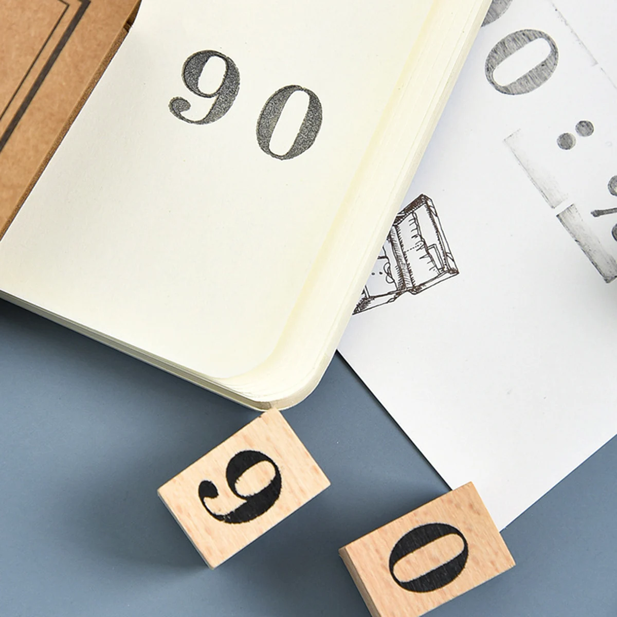 木製ゴム製日付スタンプ、12ヶ月の曜日番号DIYプランナース - Rubber Date Stamp のレビューと価格